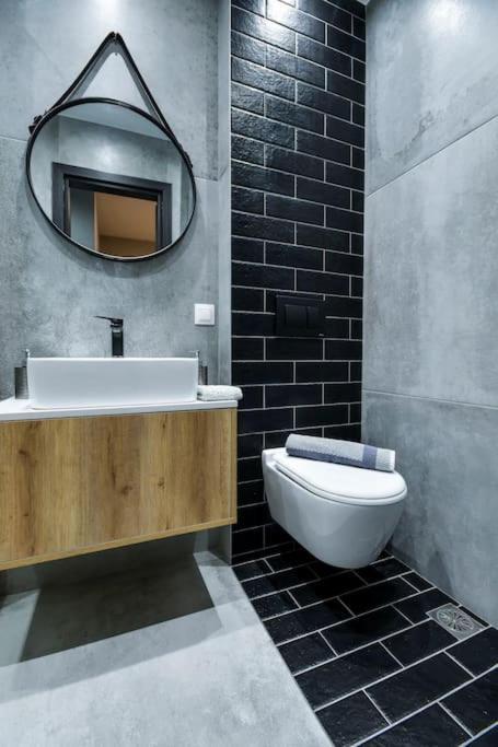 Ophelia Luxurious Suite #Tifhelexpo Θεσσαλονίκη Εξωτερικό φωτογραφία